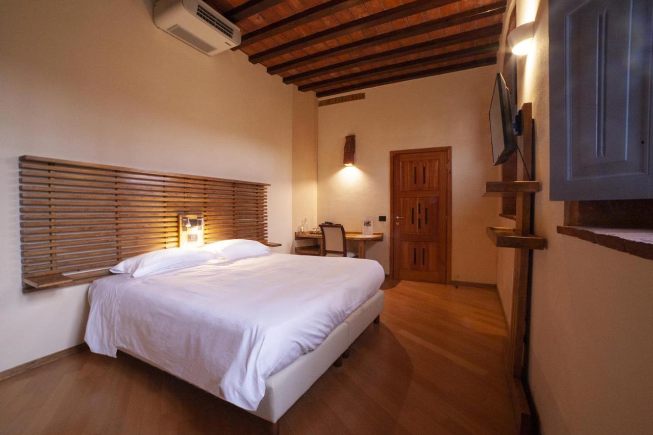 Agriturismo Cascina Farisengo Stagno Lombardo Exteriér fotografie